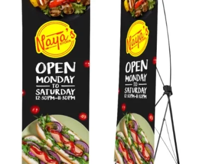 standee
